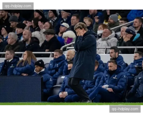 热刺六轮不胜状态低迷 客场挑战曼联迎来严峻考验