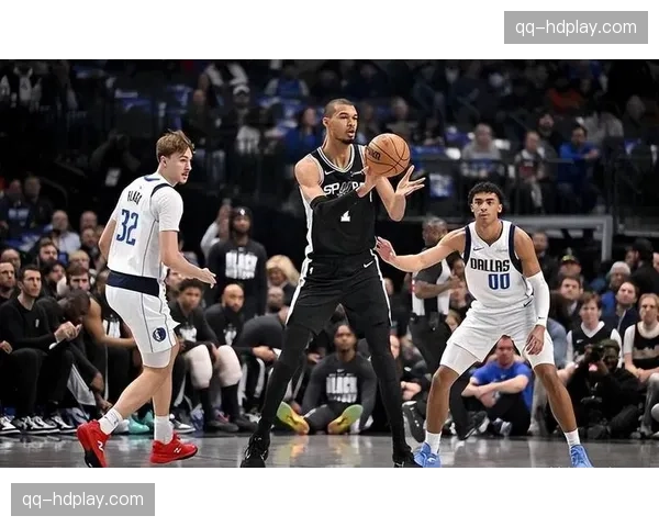 马刺青春风暴持续 文班亚马卡斯尔组合展现潜力